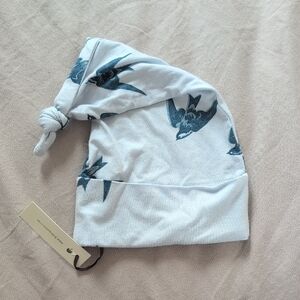 Kate Quinn Knotted Baby Hat NWT